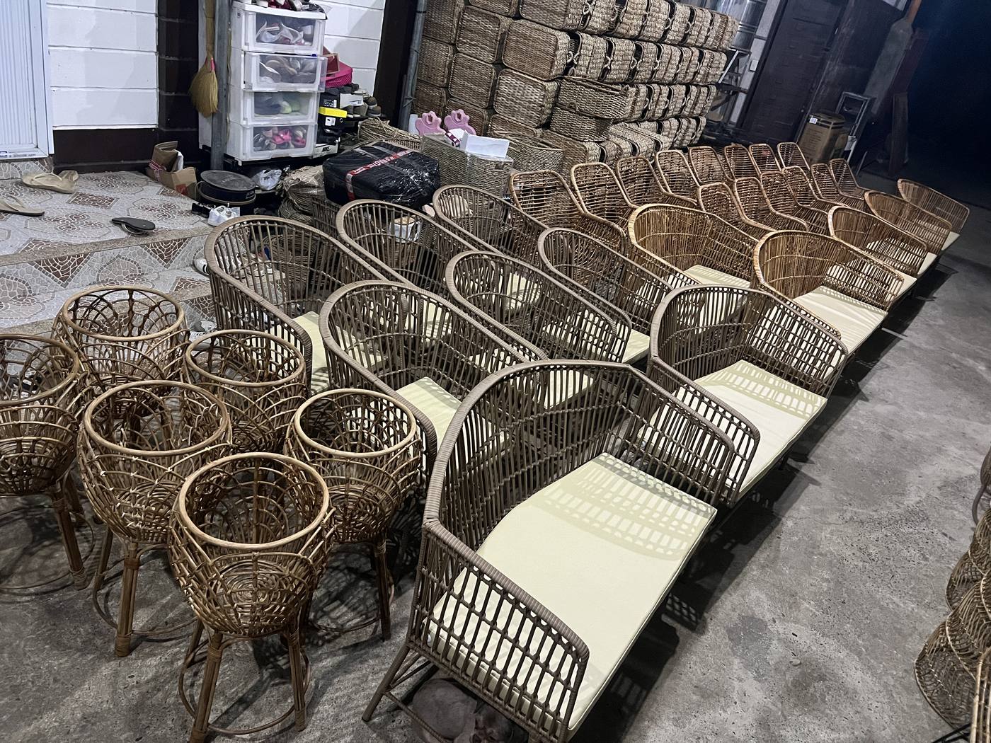 Large chair batch production