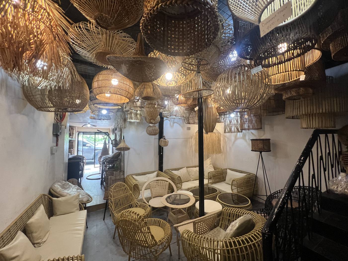 Kabesa showroom warm lighting